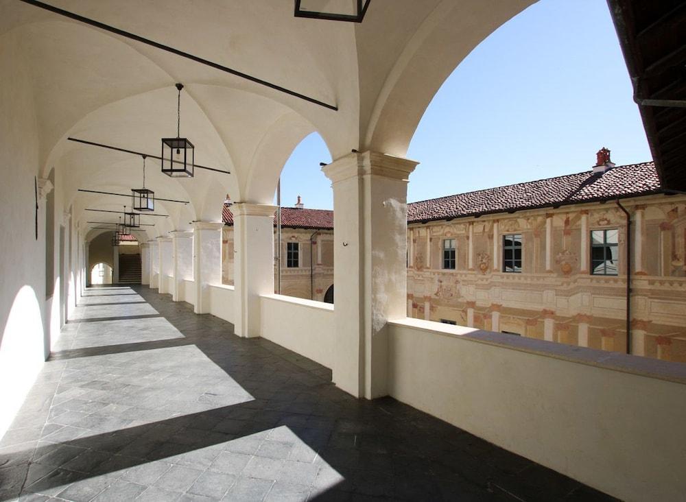 Vistaterra Hotel Parella Exterior photo